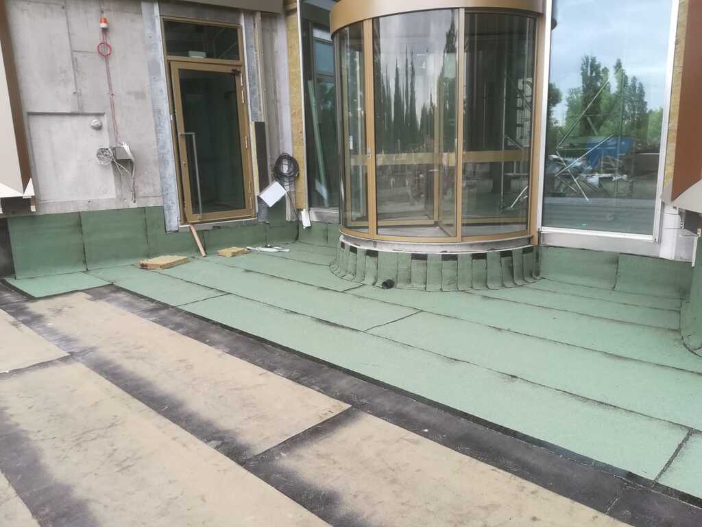 Abgedichtete Dachterrasse der Brain Box in Berlin-Adlershof